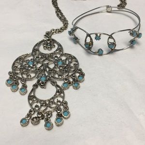 VINTAGE Silver Blue Necklace Pendant & Bracelet
